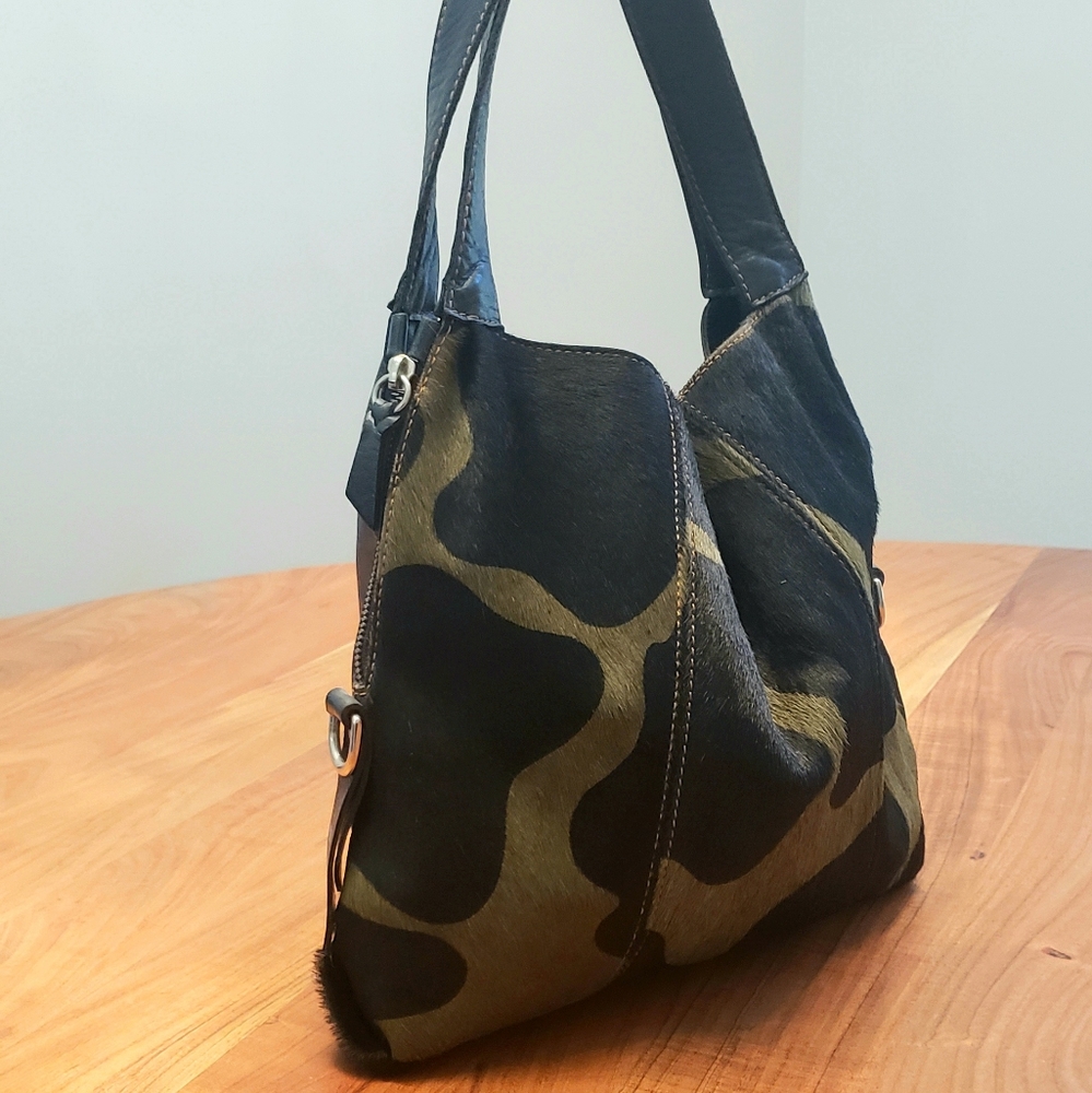 Green and Black Hobo Bag with Suede Texture Sofia G like New!